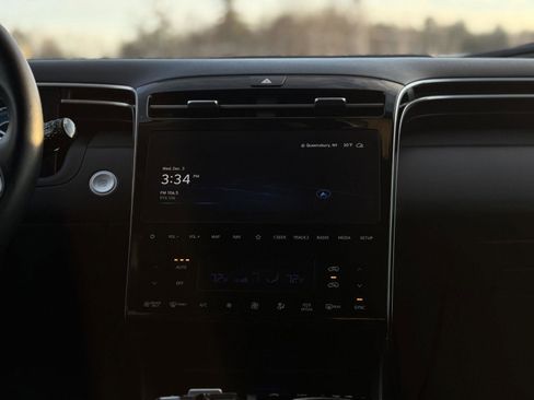 Used 2024 Hyundai Tucson Limited image 21