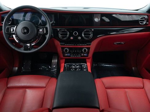 Certified 2022 Rolls-Royce Ghost w/ Ghost Package image 33