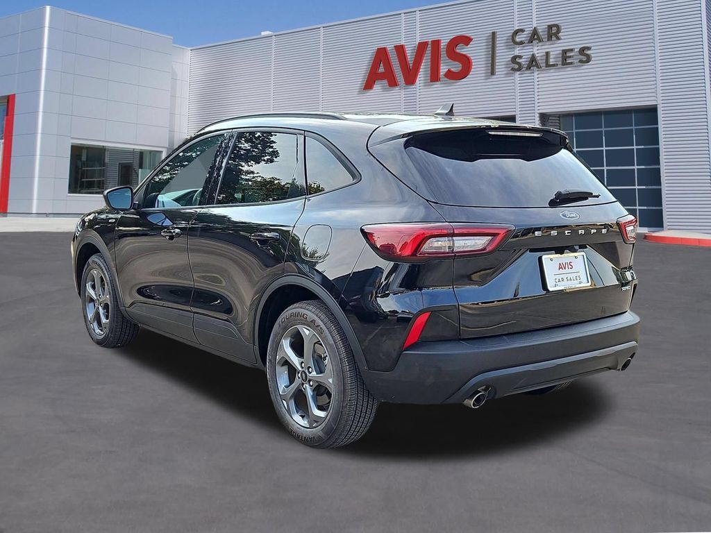 Used 2025 Ford Escape ST-Line AWD/4WD image 9
