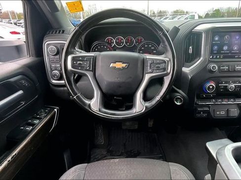 Used 2023 Chevrolet Silverado 2500 LT w/ Convenience Package image 9