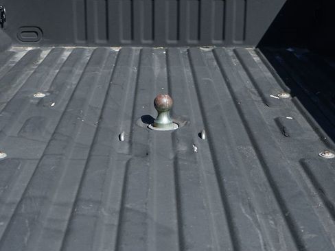 Used 2017 Ford F350 Lariat image 9