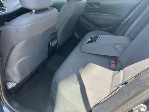 Used 2025 Toyota Corolla LE FWD image 17