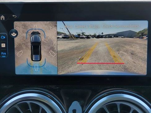 New 2026 Mercedes-Benz GLB 250 image 13