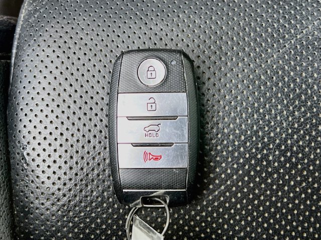 Used 2020 Kia Sorento SX AWD/4WD image 10