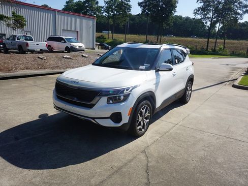 Used 2022 Kia Seltos EX AWD/4WD image 26