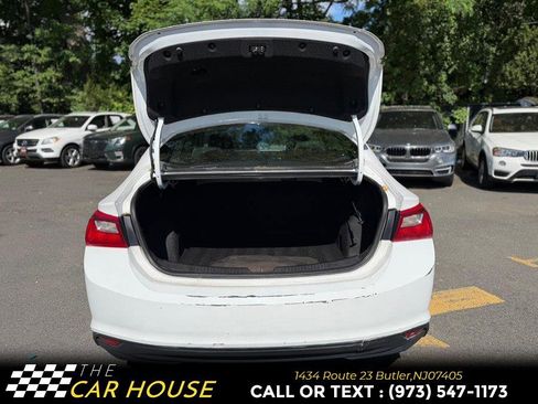 Used 2018 Chevrolet Malibu LT FWD image 21