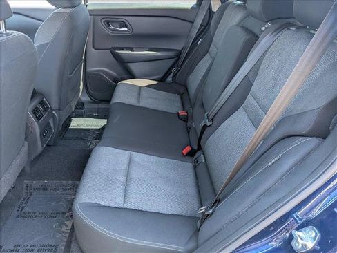 Used 2025 Nissan Rogue SV FWD image 25