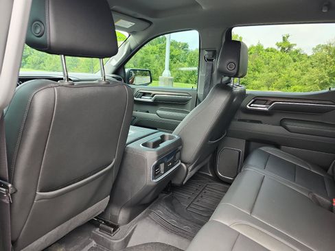 Used 2022 GMC Sierra 1500 SLT w/ SLT Premium Package AWD/4WD image 15