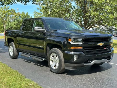Used 2017 Chevrolet Silverado 1500 LT image 4