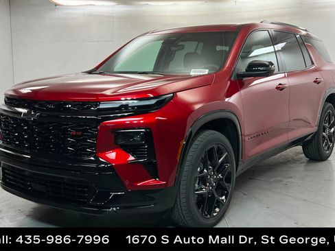 New 2026 Chevrolet Traverse RS w/ LPO, Floor Liner Package AWD/4WD image 1