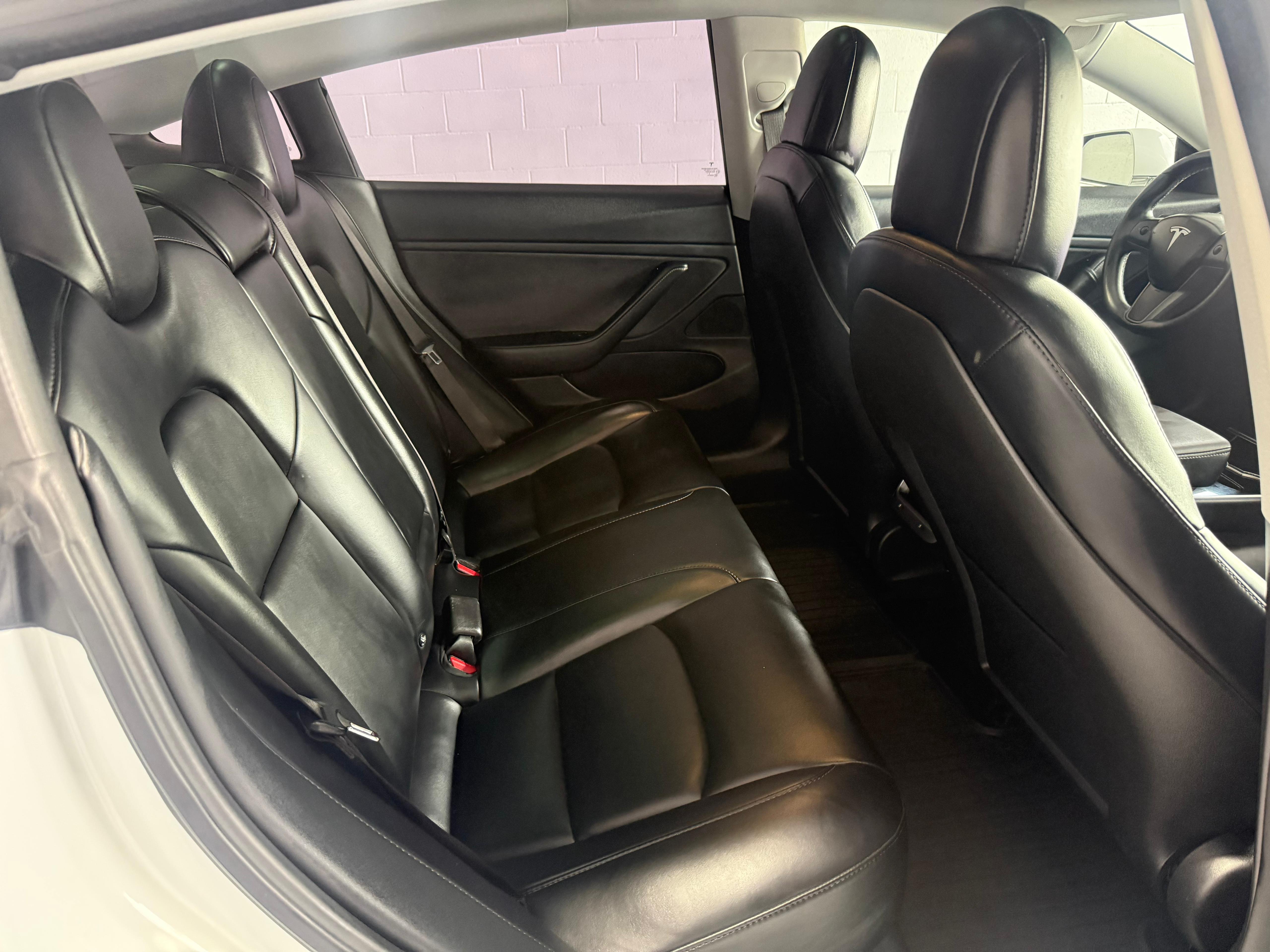 Used 2018 Tesla Model 3 Mid Range RWD image 12