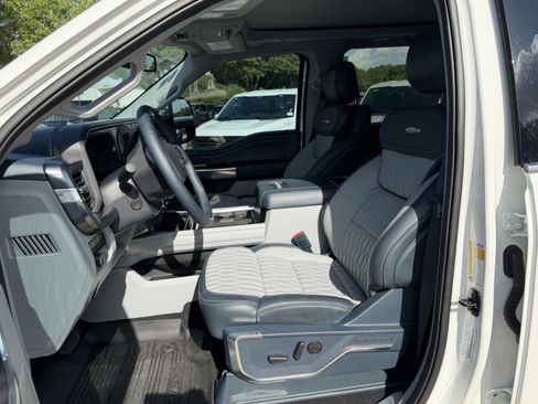 Certified 2024 Ford F250 Limited AWD/4WD image 19
