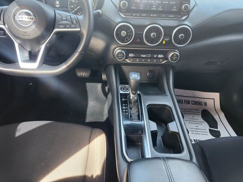 Used 2020 Nissan Sentra SV image 24