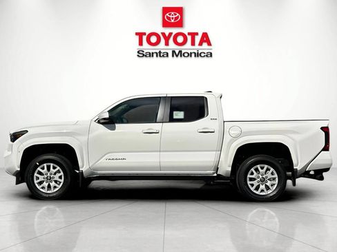 New 2026 Toyota Tacoma SR5 AWD/4WD image 8