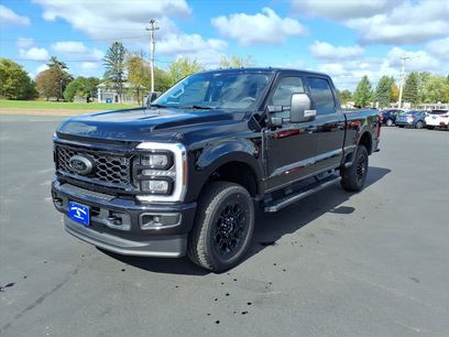 New 2025 Ford F250 XLT w/ Black Appearance Package