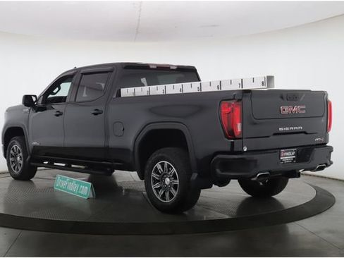 Used 2024 GMC Sierra 1500 AT4 AWD/4WD image 8