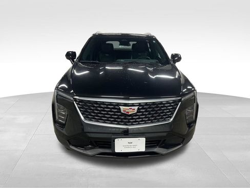 Certified 2024 Cadillac XT4 Premium Luxury AWD/4WD image 3