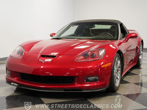 Used 2012 Chevrolet Corvette Grand Sport w/ 3LT Preferred Equipment Group RWD image 19