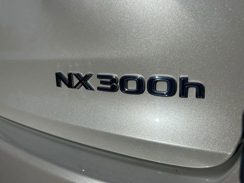Used 2019 Lexus NX 300h AWD image 31