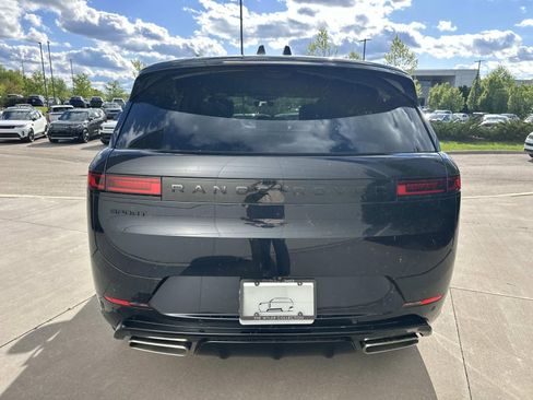 New 2026 Land Rover Range Rover Sport Dynamic SE AWD/4WD image 6