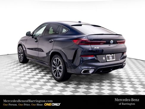 Used 2025 BMW X6 xDrive40i AWD/4WD image 3
