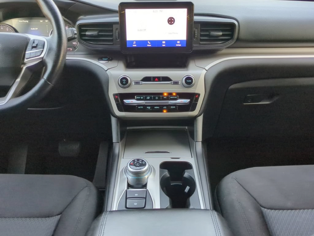 Used 2023 Ford Explorer XLT AWD/4WD image 46