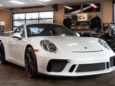 Used 2018 Porsche 911 GT3 image 15
