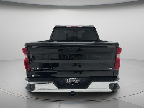 Used 2024 Chevrolet Silverado 1500 LT AWD/4WD image 6