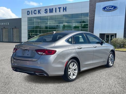 Used 2015 Chrysler 200 Limited w/ Convenience Group image 6