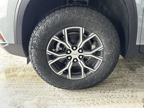 New 2026 GMC Acadia AT4 w/ Luxury Package AWD/4WD image 35