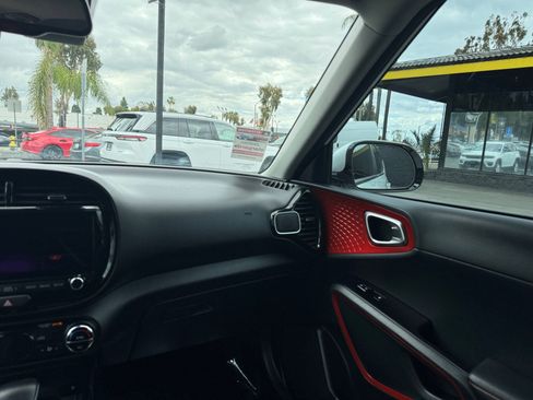 Used 2023 Kia Soul GT-Line FWD image 18