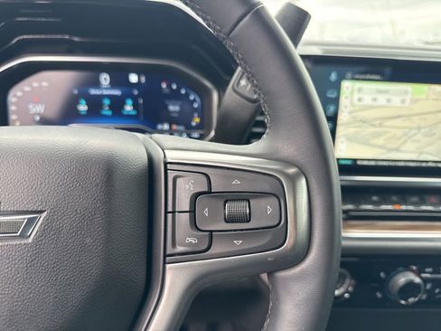 Used 2023 Chevrolet Silverado 1500 RST image 16