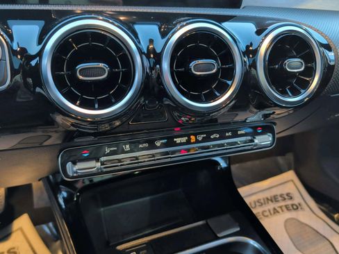 Used 2020 Mercedes-Benz A 220 image 14