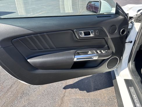 Used 2023 Ford Mustang Premium image 15