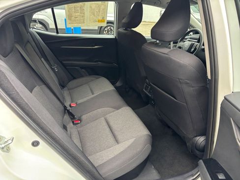 Used 2025 Toyota Camry LE image 37