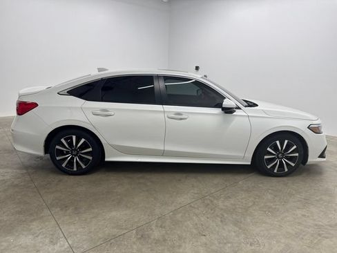 Used 2024 Honda Civic EX image 4