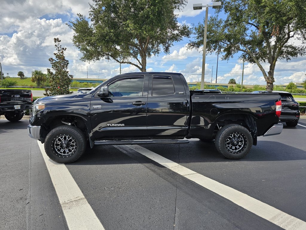 Used 2019 Toyota Tundra SR5 w/ SR5 Upgrade Package RWD image 5