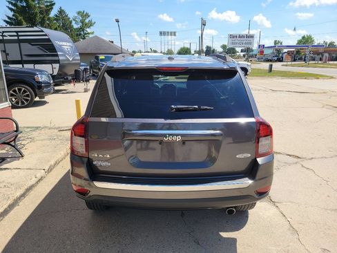 Used 2017 Jeep Compass High Altitude AWD/4WD image 7