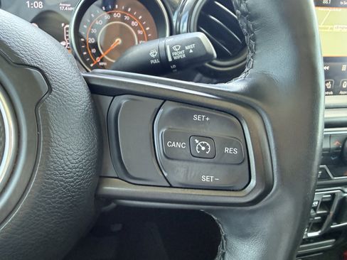 Used 2022 Jeep Gladiator Sport AWD/4WD image 22