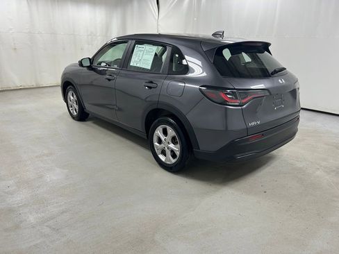 Used 2023 Honda HR-V LX image 7