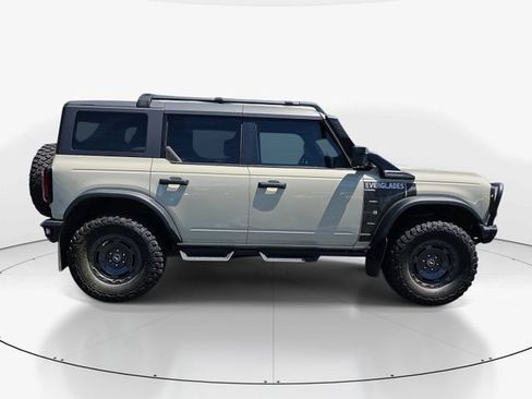 Used 2022 Ford Bronco Everglades AWD/4WD image 2