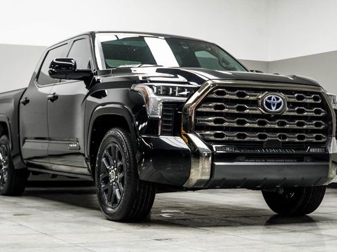 Used 2023 Toyota Tundra Platinum image 4