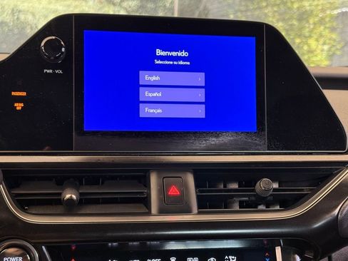 Certified 2024 Lexus UX 250h FWD image 15