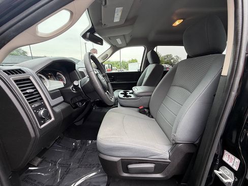 Used 2019 RAM 1500 Tradesman w/ Chrome Plus Package RWD image 16