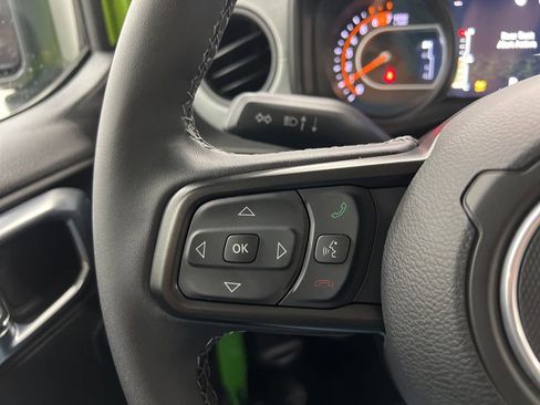 Used 2025 Jeep Wrangler Sport S image 25