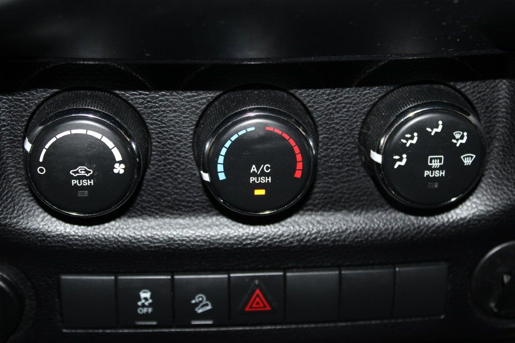 Used 2015 Jeep Wrangler Unlimited Sport AWD/4WD image 48
