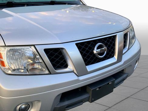 Used 2017 Nissan Frontier Desert Runner RWD image 26