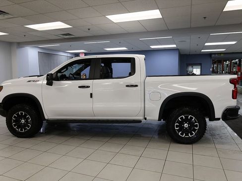 New 2026 Chevrolet Silverado 1500 ZR2 AWD/4WD image 2