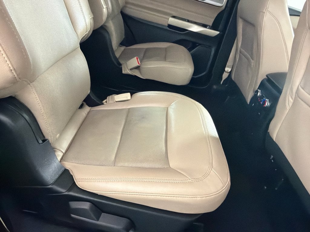 Used 2021 Ford Explorer Limited AWD/4WD image 22