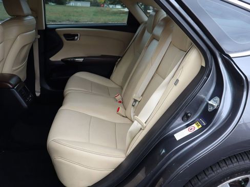 Used 2013 Toyota Avalon Limited image 20